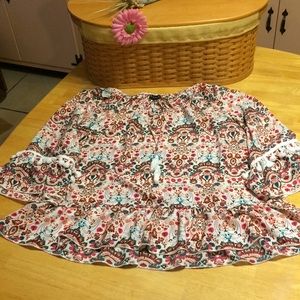 🌺 NWOT - Boho Shirt 🌺